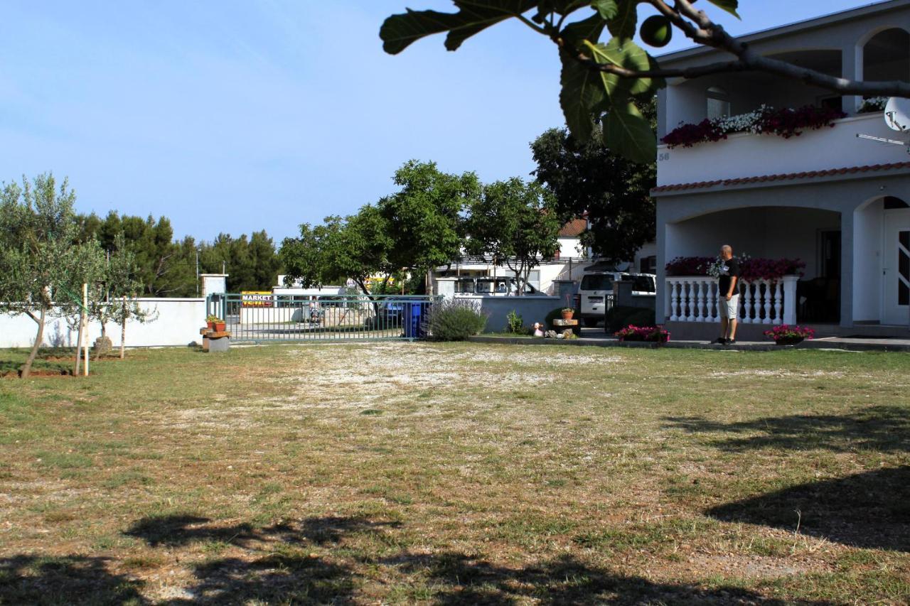 Apartments With A Parking Space Seline, Paklenica - 6603 Starigrad Paklenica Esterno foto