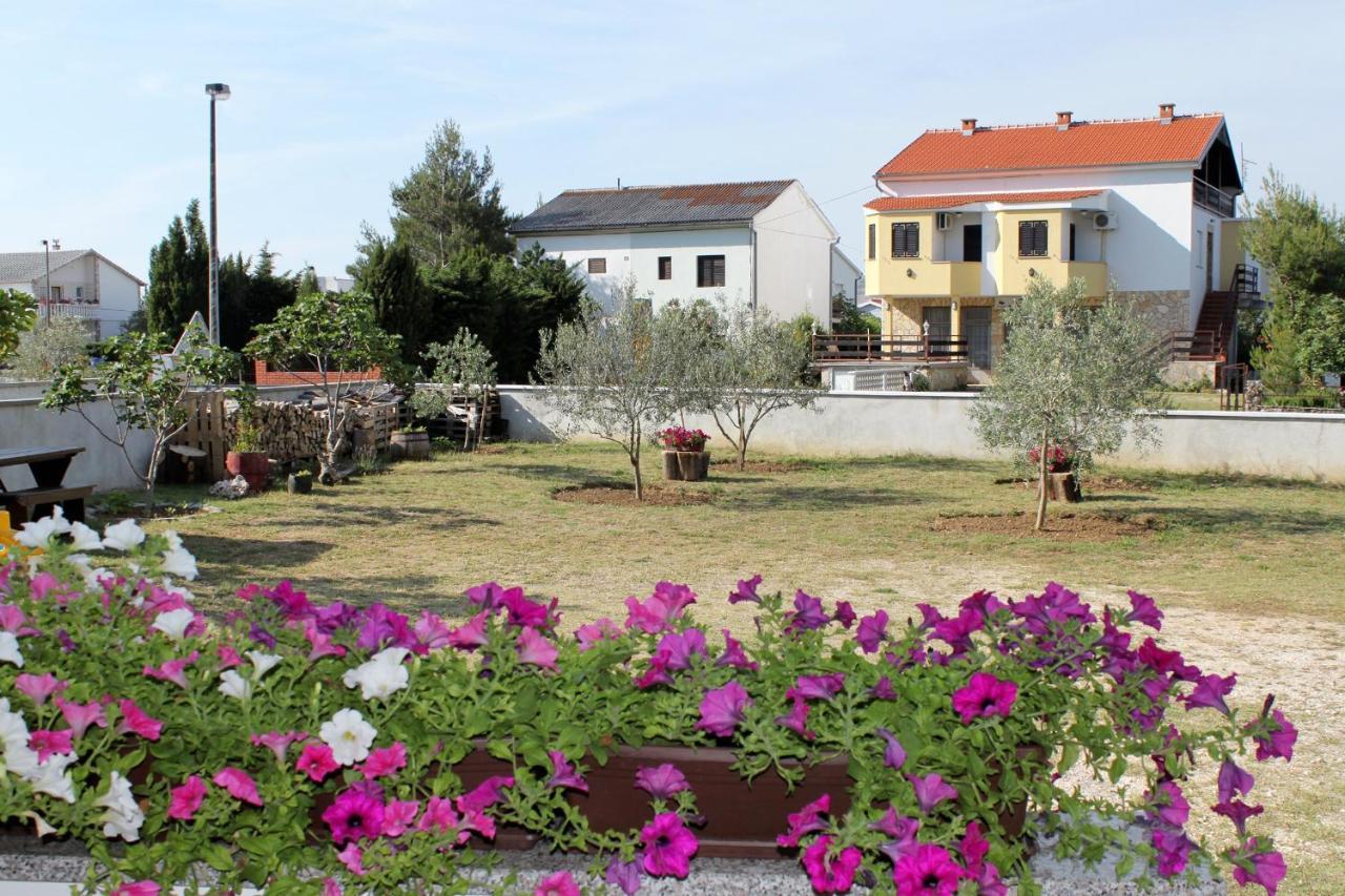 Apartments With A Parking Space Seline, Paklenica - 6603 Starigrad Paklenica Esterno foto